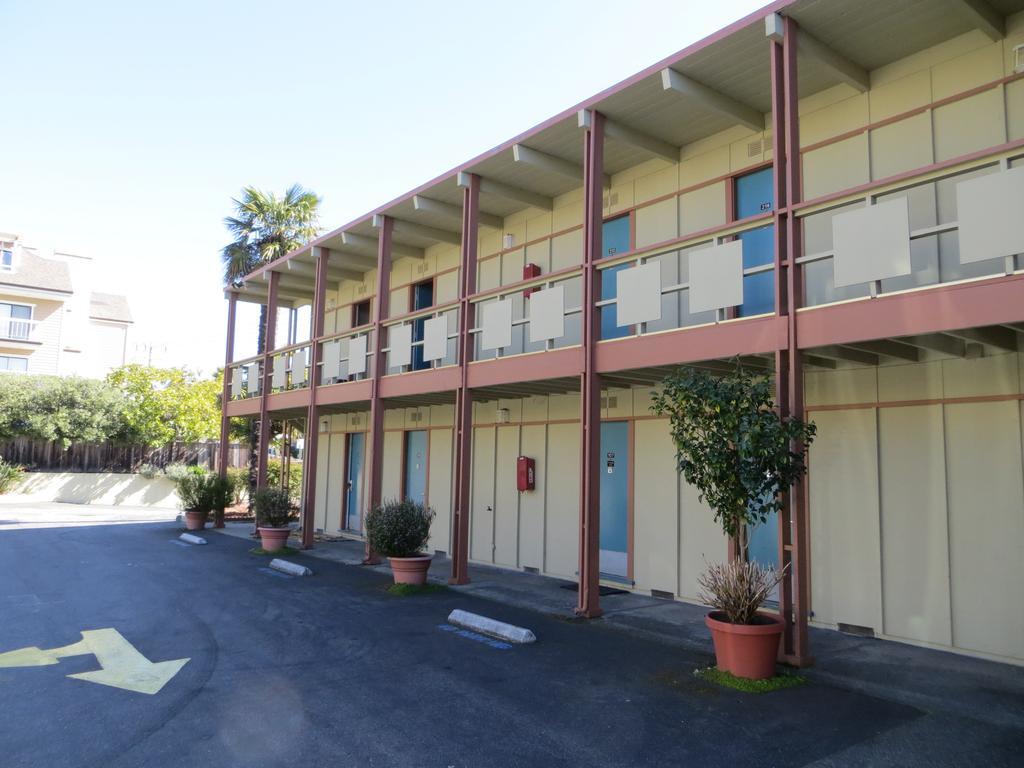Lanai Lodge サンタクルーズ エクステリア 写真